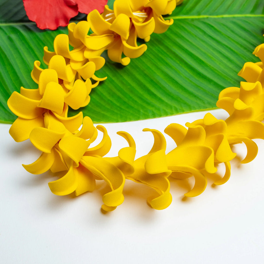 Puakenikeni Foam Lei