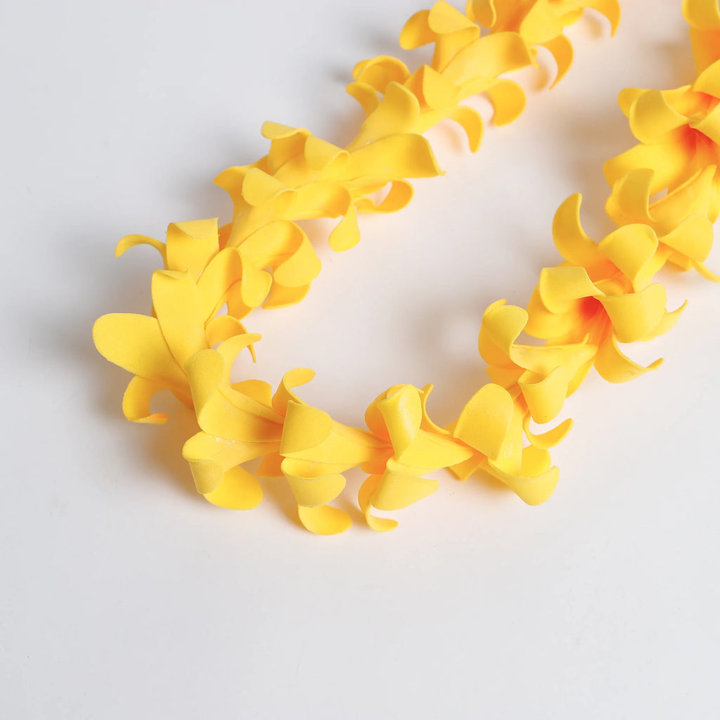 Puakenikeni Foam Lei