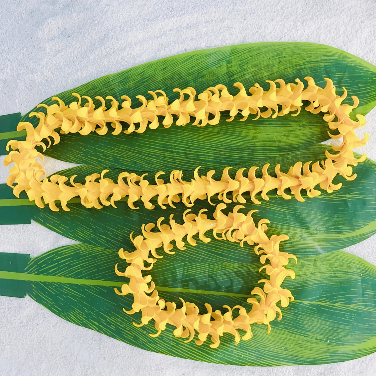 Puakenikeni Foam Lei